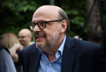 «Θεωρούν την πολιτική δικό τους αποκλειστικό προνόμιο, παλεύουν να αποδομήσουν την Καρυστιανού»